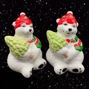 Ceramic Salt and Pepper Shaker Set 2 pcs Polar Bear Christmas Tree Taiwan 4”T